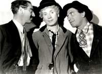 A Night at the Opera - 8 x 10 B&W Photo #3