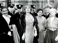 A Night at the Opera - 8 x 10 B&W Photo #4