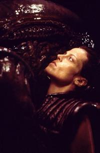Alien: Resurrection - 8 x 10 Color Photo #10