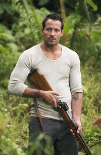 Anacondas: The Hunt for the Blood Orchid - 8 x 10 Color Photo #2