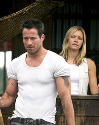 Anacondas: The Hunt for the Blood Orchid - 8 x 10 Color Photo #10
