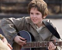August Rush - 8 x 10 Color Photo #20