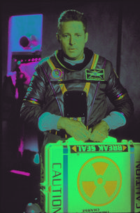 Babylon 5 - 8 x 10 Color Photo #6