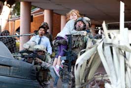 Battle: Los Angeles - 8 x 10 Color Photo #4