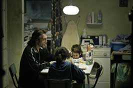 Biutiful - 8 x 10 Color Photo #1