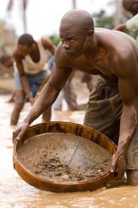 Blood Diamond - 8 x 10 Color Photo #24