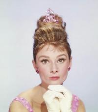 Breakfast at Tiffany's - 8 x 10 Color Photo #1