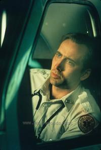 Bringing Out the Dead - 8 x 10 Color Photo #5