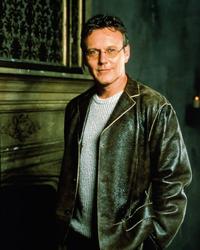 Buffy The Vampire Slayer (TV) - 8 x 10 Color Photo #063