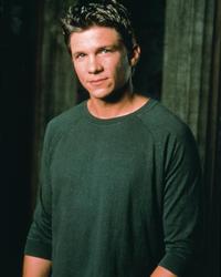 Buffy The Vampire Slayer (TV) - 8 x 10 Color Photo #066