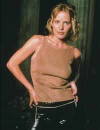 Buffy The Vampire Slayer (TV) - 8 x 10 Color Photo #069