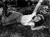 Call Her Savage - 8 x 10 B&W Photo #4