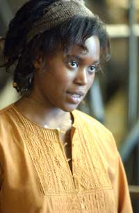 Children of Men - 8 x 10 Color Photo #26