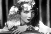 Cleopatra - 8 x 10 B&W Photo #5