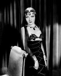 Cleopatra - 8 x 10 B&W Photo #10