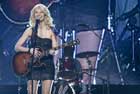 Country Strong - 8 x 10 Color Photo #7