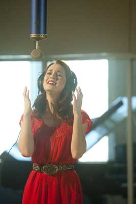 Country Strong - 8 x 10 Color Photo #5