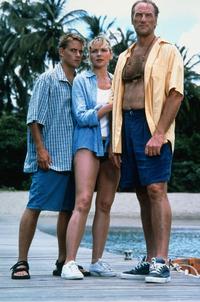 Creature (TV) - 8 x 10 Color Photo #5