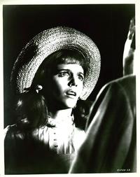 Daisy Miller - 8 x 10 B&W Photo #15