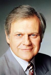 Dallas (TV) - 8 x 10 Color Photo #001