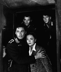 Desperate Journey - 8 x 10 B&W Photo #1