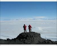 Encounters at the End of the World - 8 x 10 Color Photo #6