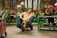 Fred Claus - 8 x 10 Color Photo #19