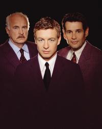 The Guardian (TV) - 8 x 10 Color Photo #001