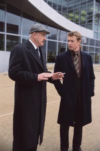 The Guardian (TV) - 8 x 10 Color Photo #059
