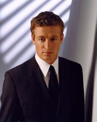 The Guardian (TV) - 8 x 10 Color Photo #065