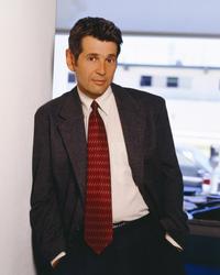 The Guardian (TV) - 8 x 10 Color Photo #066