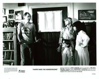 Harry and the Hendersons - 8 x 10 B&W Photo #8