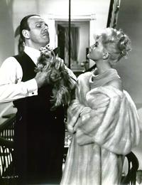 How to Murder Your Wife - 8 x 10 B&W Photo #35