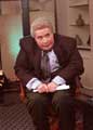 Jiminy Glick in La La Wood - 8 x 10 Color Photo #8