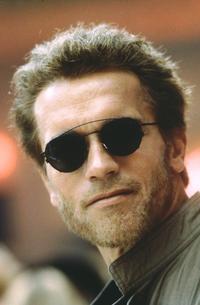 Kindergarten Cop - 8 x 10 Color Photo #3