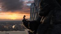 King Kong - 8 x 10 Color Photo #25