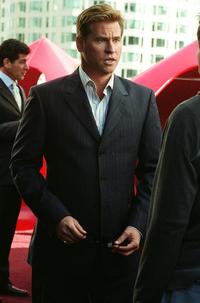 Kiss Kiss, Bang Bang - 8 x 10 Color Photo #18