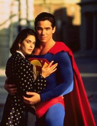 Lois and Clark: The New Adventures of Superman - 8 x 10 Color Photo #2