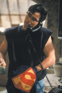 Lois and Clark: The New Adventures of Superman - 8 x 10 Color Photo #11