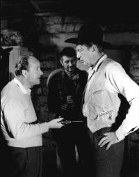 Man of the West - 8 x 10 B&W Photo #5
