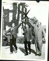 Merry Andrew - 8 x 10 B&W Photo #1
