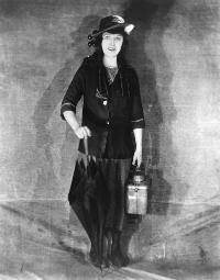 Molly O' - 8 x 10 B&W Photo #1