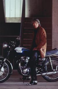 Mr. Jones - 8 x 10 Color Photo #13