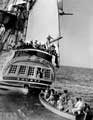 Mutiny on the Bounty - 8 x 10 B&W Photo #13