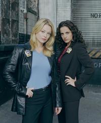 NYPD Blue - 8 x 10 Color Photo #19