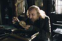 Oliver Twist - 8 x 10 Color Photo #8