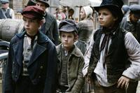 Oliver Twist - 8 x 10 Color Photo #15