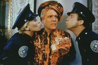 Police Academy 6: City under Siege - 8 x 10 Color Photo #7