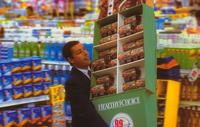 Punch-Drunk Love - 8 x 10 Color Photo #9