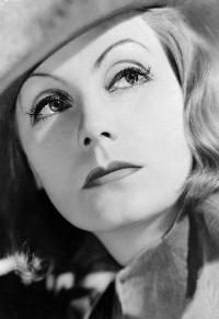 Queen Christina - 8 x 10 B&W Photo #12